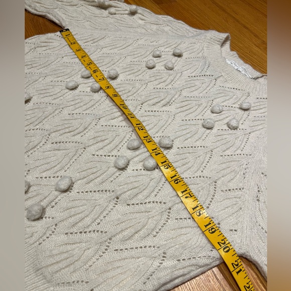Pink Martini Cream popcorn sweater, Size Smallll - Picture 4 of 7